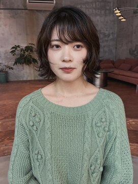 シカ(sica) ニュアンスパーマとショートボブ