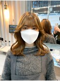 ■セミロング　韓国風　顔まわり　サイドバング　ベージュ