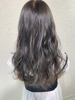 バランス 新宿(balance) 『ハイライト＋グレーベージュ』【新宿/20代/30代/40代/50代】