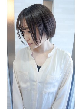 ムゥフ ヘアーアンドアイラッシュ(mouf hair&eyelash) ショートグラボブ