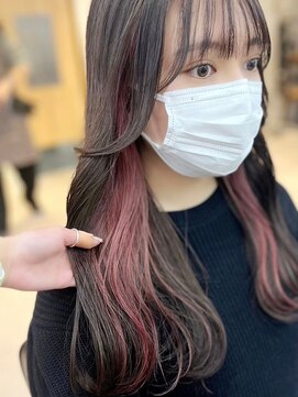 ネオリーブ クーロ(Neolive curro) インナーカラーイヤリングカラー×美髪ロング[横浜/東神奈川]2