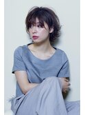 シルキーベージュ/斜めバング/グレージュカラー/デザインカラー