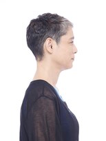 えがお美容室&nbsp;【えがお美容室】グレイヘアの方に◎褒められショートヘア