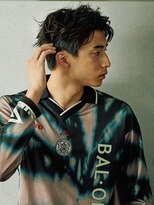 ノイ(noi) センターパートニュアンスパーマ刈り上げツーブロックメンズヘア