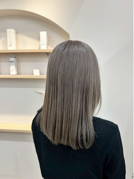 ユウル 横浜(juhl.) ミルクティーグレージュカラーくすみベージュブリーチ横浜横浜駅