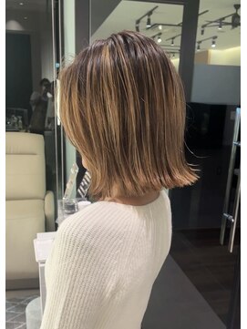 オーク 兵庫(OAK) ハイライトボブ×ブリーチ