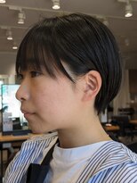 ケーオーエスビューティー(K O S beauty)&nbsp;黒髪耳掛けショートボブ！