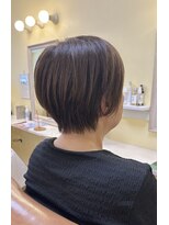 ヘアーデザイン モモ(Hair Design MoMO)&nbsp;5歳若見え！大人女性に人気のふわっと、丸みショートヘア