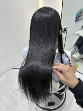 ジーナ 博多筑紫口(Zina) ナチュラル縮毛矯正×艶髪髪質改善トリートメント！【福田れん】