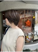 ショート、ハンサムショート、白髪ぼかし、ハイライト