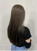 オリーブベージュ