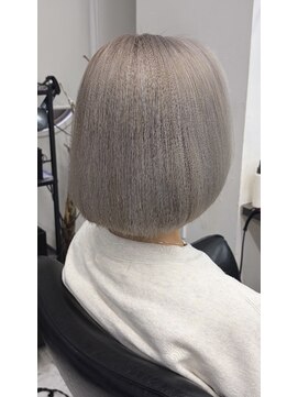 ジェプシー(JPCY) ハイライト履歴からホワイトシルバー