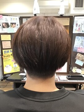 美容室 エス 加賀野店(es) 刈り上げショート