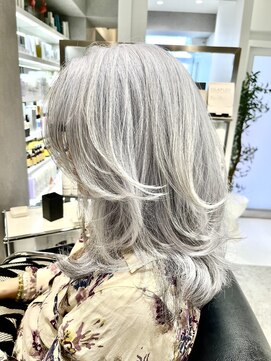 タカハシ ヘア アンド スパ(TAKAHASHI HAIR&SPA) 大人のロングレイヤー