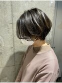 ハンサムショート×ハイライトInstagram@miho_hk92 20代30代40代