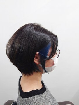 アフレッシュヘアー(afresh hair) ブルーインナーショート