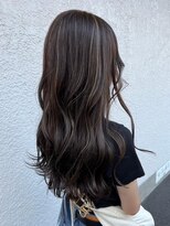 モーラ 鳳店(MOLLA)&nbsp;抜け感ロング ハイライト 白髪ぼかし くすみカラー レイヤー