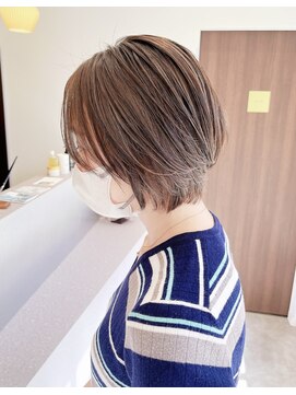 クアトロアネックス(QUATTRO annex) 大人ショートボブ×ベージュ