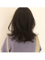 サンクチュアリー ウィズ コネクト(Sanctuary with connect)&nbsp;ルーズに外ハネスタイル