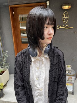 ウィーク 梅田(UiiC) 顔周りレイヤー◎切りっぱなしボブ【uiic stylist rira】