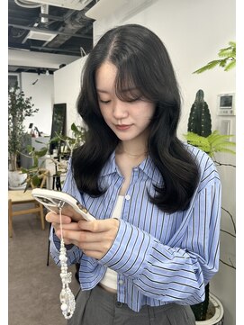 ノート(note) 暗髪グレージュ×顔周りカット