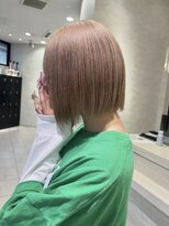 アースコアフュールボーテ 新潟中野山店 (EARTH coiffure beaute) ミルクティーベージュ_ハイトーン_ダブルカラー_切りっぱなし