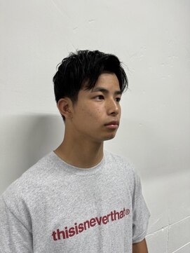 メリケンバーバーショップ フクオカ(MERICAN BARBERSHOP FUK) かきあげナチュラルフェード