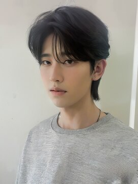 ミレバイジェニー (mirae by geny) ソフトウルフカルマヘアフェザーパーマs リバースセンターパート