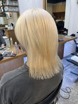 エム(EM) ホワイトグレージュ/デジタルパーマ/チェリーブラウン/下北沢