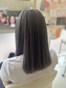 百色 八戸店 グレージュカラー