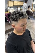 ワールドシップコウベ(WORLD SHIP KOBE)&nbsp;ホワイトメッシュ×極道パーマ