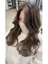 ルナバイルヴェール(LUNA by LeVert)&nbsp;立体感バツグン★韓国レイヤー×コントラストバレイヤージュ◎