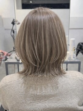 フォト 武蔵小杉(foto) 大人ガーリー/似合わせカット/ミディアムレイヤーカット武蔵小杉