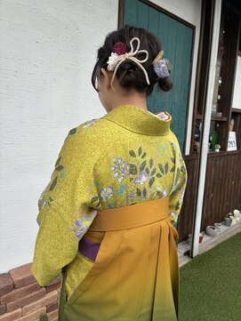 プラメーラ(PRAMEERA) ツインアレンジ/お団子アレンジ/ヘアアレンジ