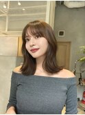 顔周りレイヤーカットくびれヘアミルクティーベージュカラー韓国