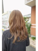 ルッカヘアガーデン 鶴ヶ島店&nbsp;オリーブベージュ/ゆるふわ巻き
