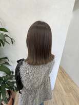 フリック(FLiC) 透明感オリーブベージュ