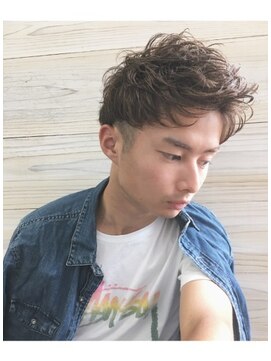 クラン(clan) clan<ツーブロックアップバングショート>