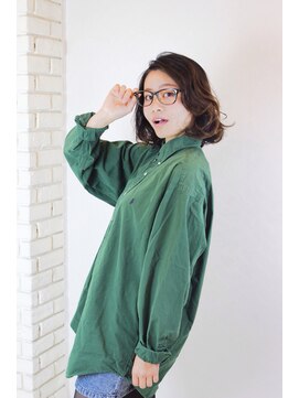 ハーツスタンダード(Hearts Standard) 【大人ゆるミディアム3rd外ハネボブアッシュブラウン】の秘密♪