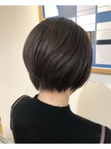 コロンと丸みのあるショートスタイル♪