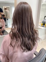 エウペ 渋谷(WEUPE)&nbsp;斜めバング/グレージュカラー/デザインカラー/シルキーベージュ