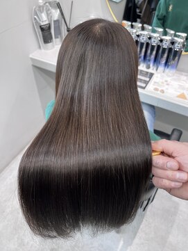 トランス(TRUNS) 髪質改善ULTOWAトリートメント