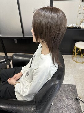 モノ アンド イニ(Mono & inni) カットロングウルフ