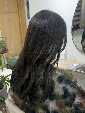 オリ 仙台(Oli) 20代～30代オリーブグレージュレイヤーカット［仙台］