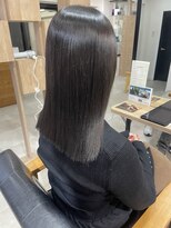 クラン(Chlan)&nbsp;美髪ストレート×アッシュカラー