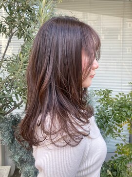 ロライマ 中目黒(roraima) ミディアムロングローレイヤーアッシュブラウンイルミナカラー