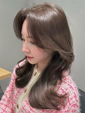 ニトバイアンキシム(nit by ahnkism) 韓国風レイヤーカット顔まわりくびれオルチャン堀江