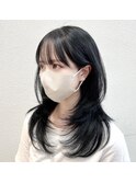 ミディアムハッシュカット