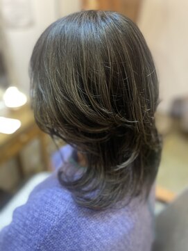 ルーム 辻堂(Rm) 植物の色合い