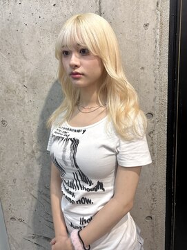 ラニヘアサロン(lani hair salon) ホワイトブロンド/ハイトーン/透け感カラー/金髪/ケアブリーチ/